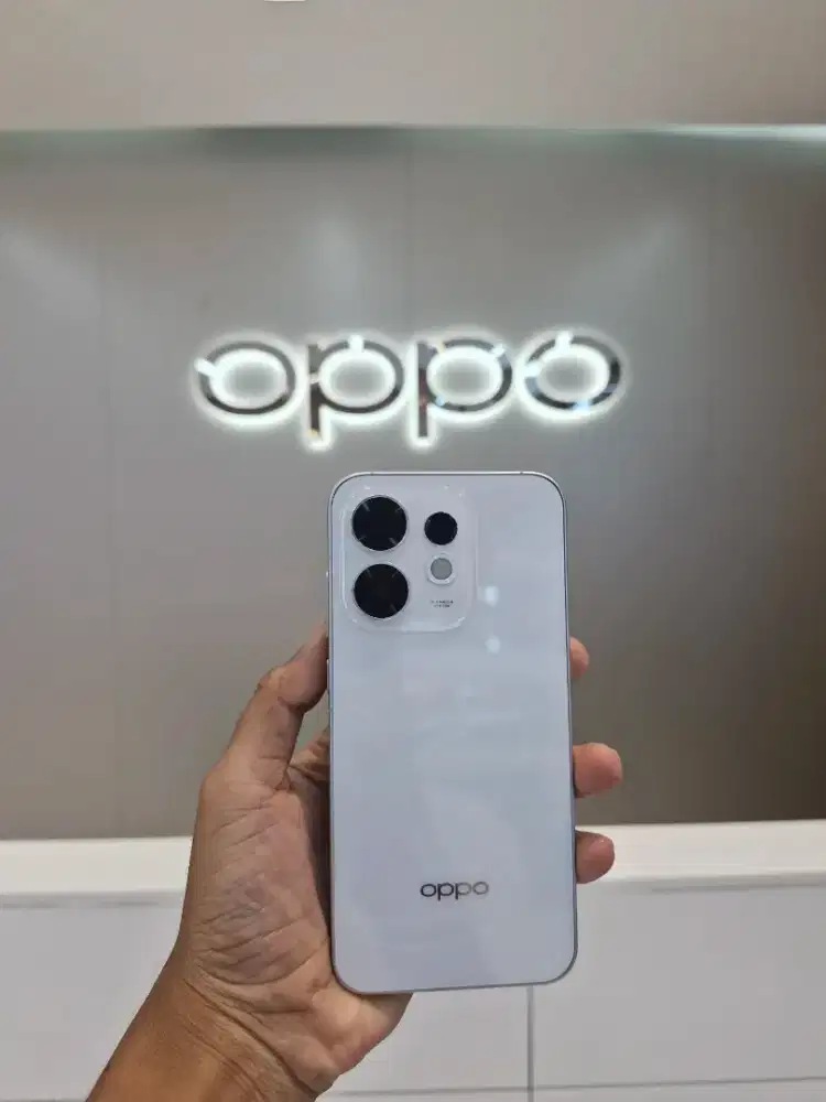 Oppo Reno 16F Segel