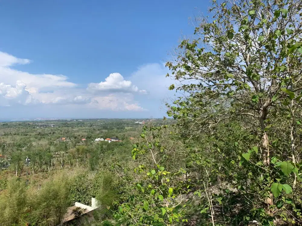 TANAH DI PECATU