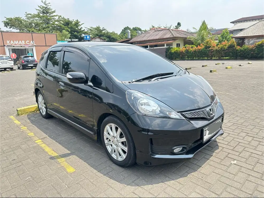 Honda jazz RS AT 2013