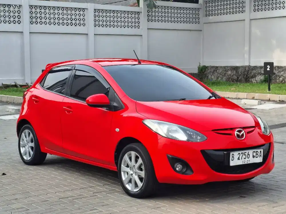 Mazda 2 V manual 2012