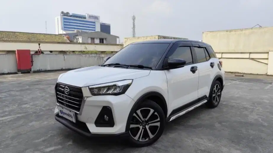 DP RENDAH Daihatsu Rocky 1.0 R ADS Bensin-AT 2022 TMH
