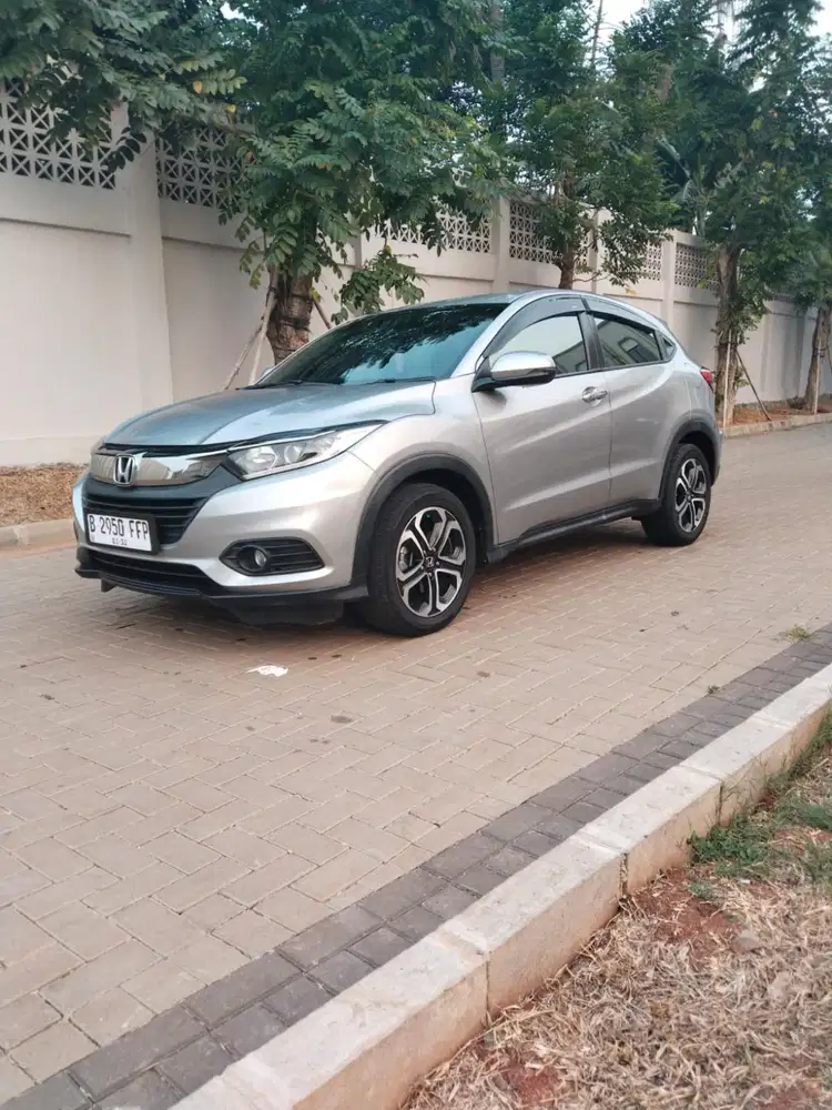 HONDA HRV / HONDA HR-V 1.5 E CVT BENSIN 2021 ABU NIK 2020 SEGER