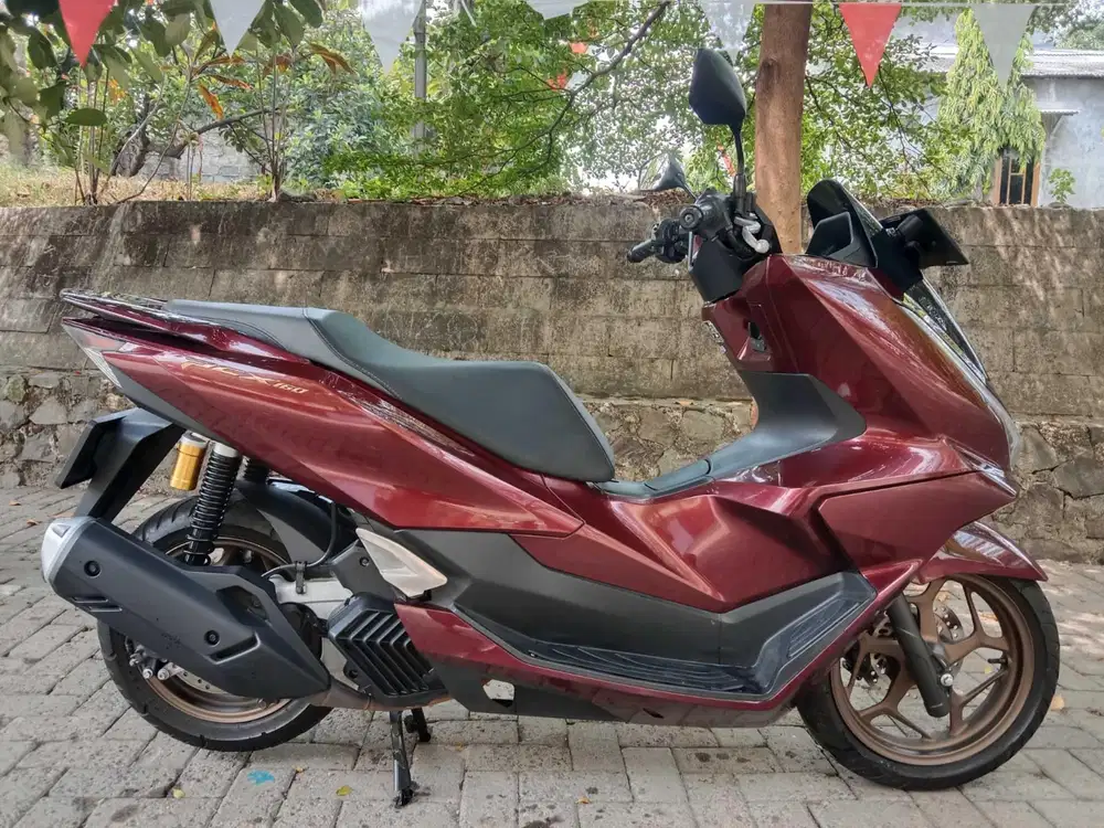 Honda PCX 160 abs roadsync th 2025 Bisa cash/kredit