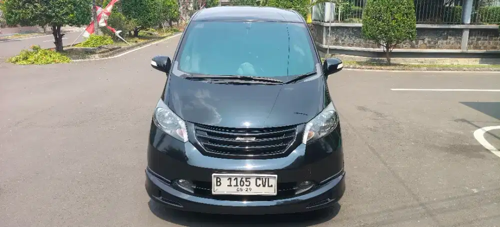 Honda Freed 2011 Bensin