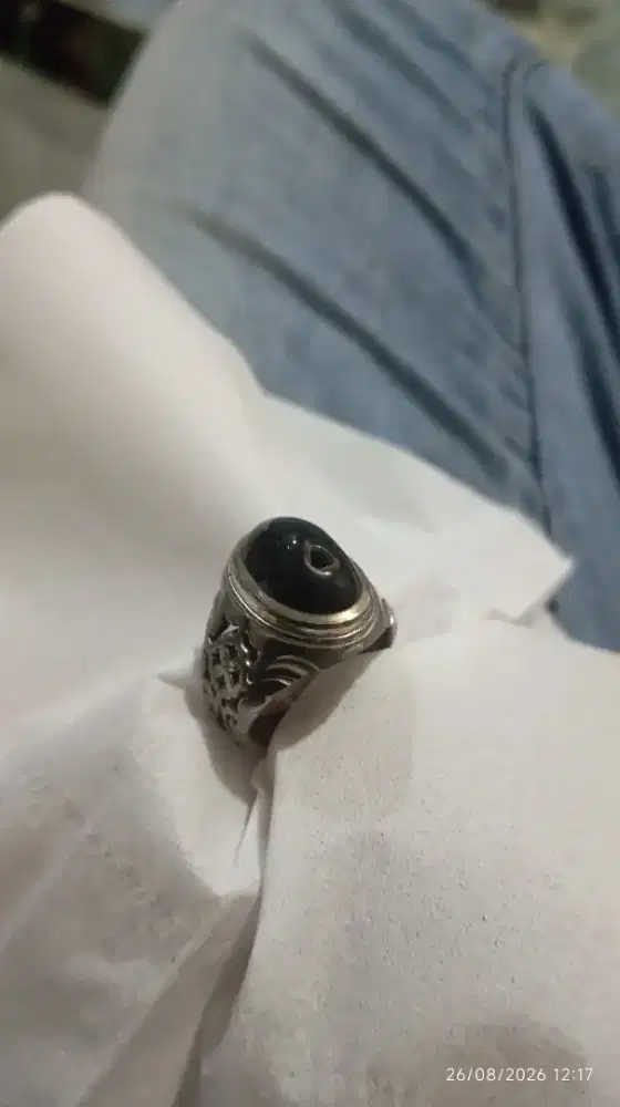 Cincin batu Yaman combong
