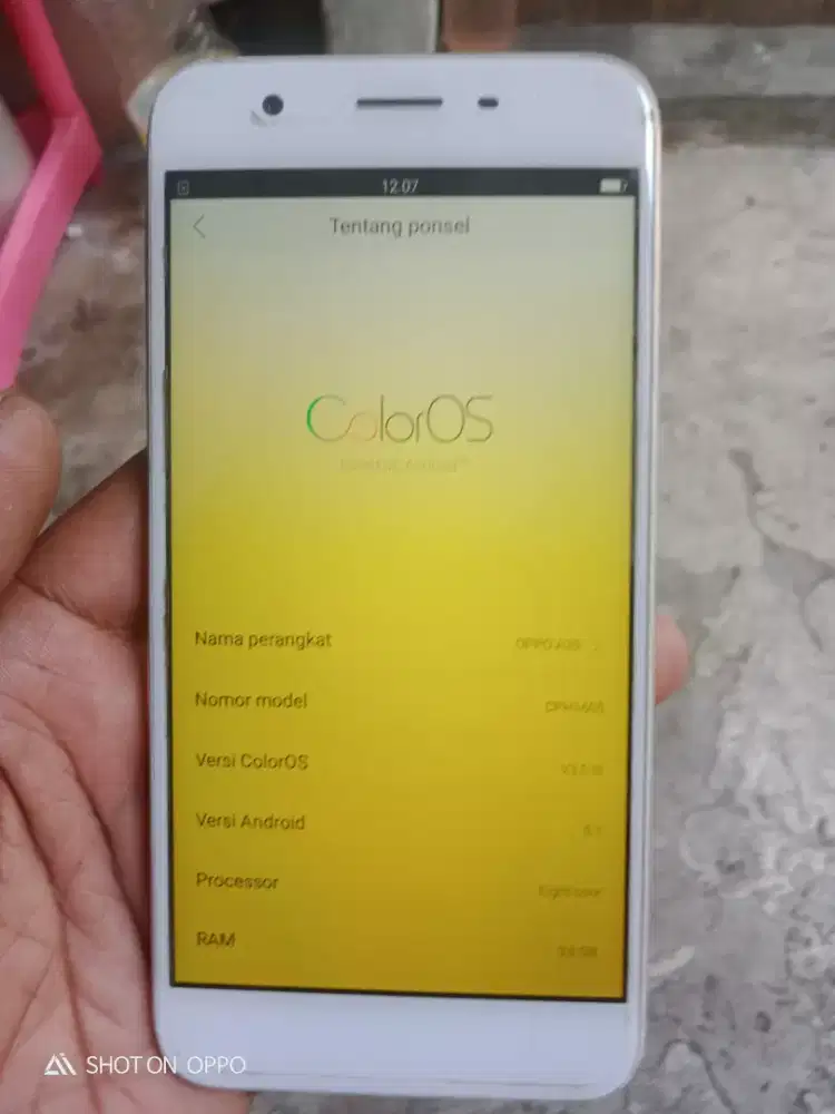 jual aja nih hp Oppo a39 ram 3/32 minus layar agak kuning yg laen aman