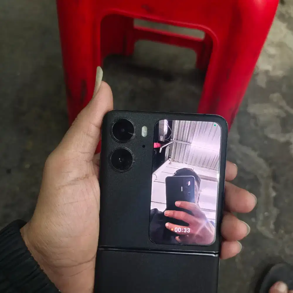 Oppo N2 Flip Murah ada minus