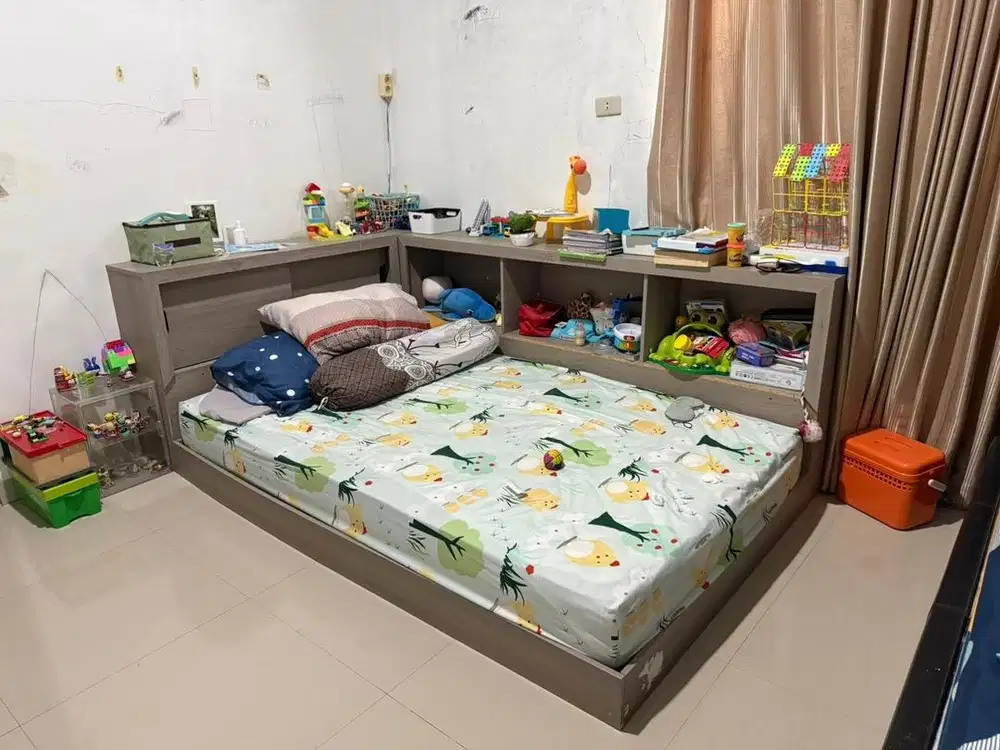 Set tempat tidur anak