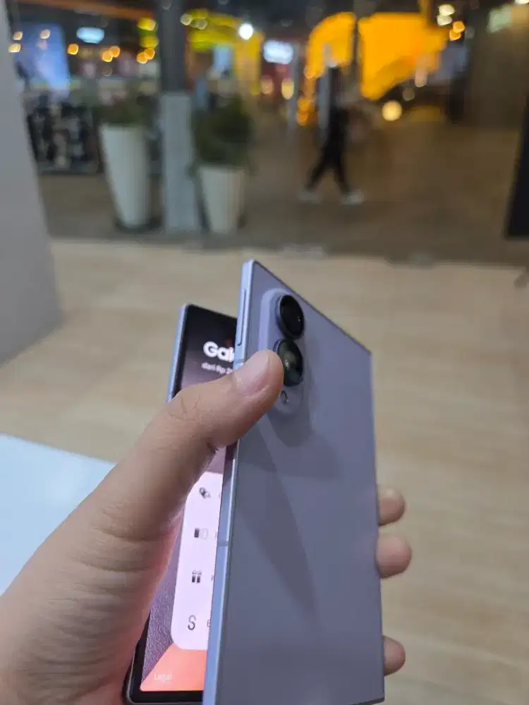Samsung galaxy fold8
