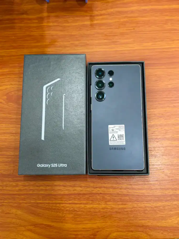 Samsung Galaxy S25 Ultra 12/512 Mulus SEIN
