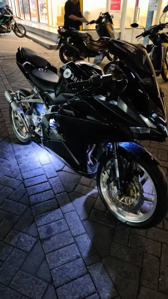 HONDA CBR 250RR 2019 HITAM
