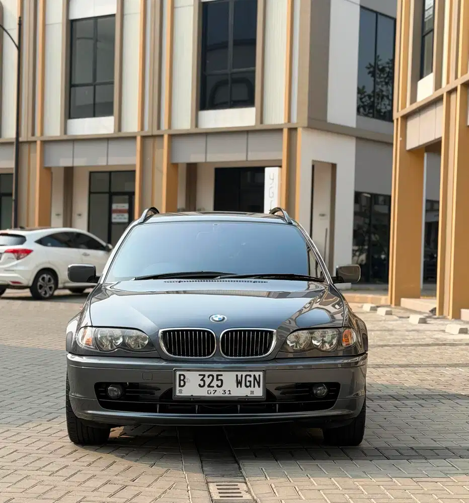 BMW E46 325i Touring Wagon 2002 M54B25 Japan Spec Collector Item