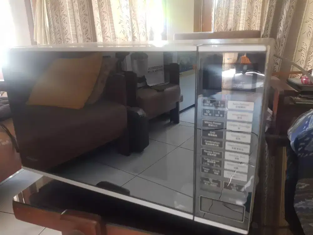 MICROWAVE PANASONIC NN-GF560M MURAAH