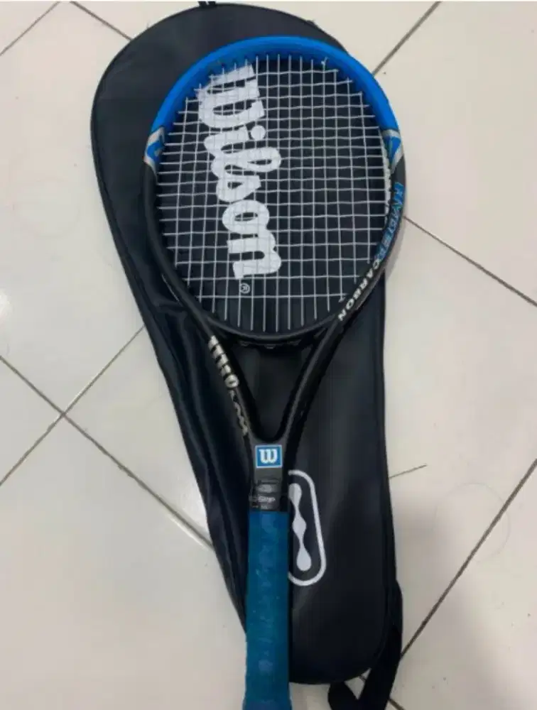 Raket Tenis Wilson nego