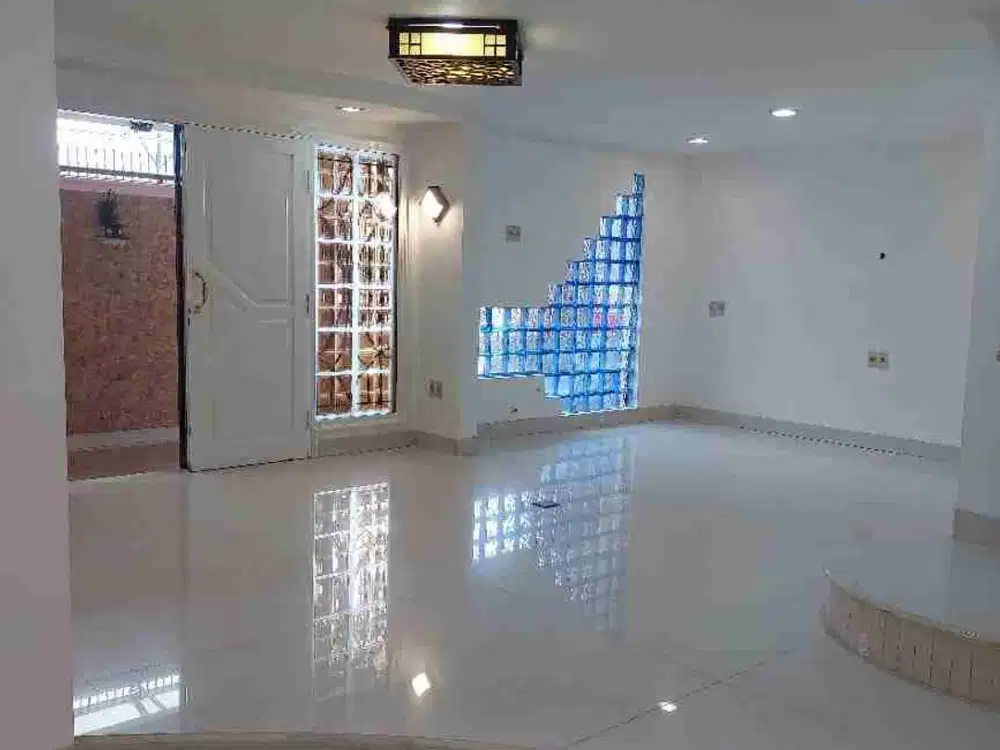 DIJUAL RUMAH HOEK TANJUNG DUREN