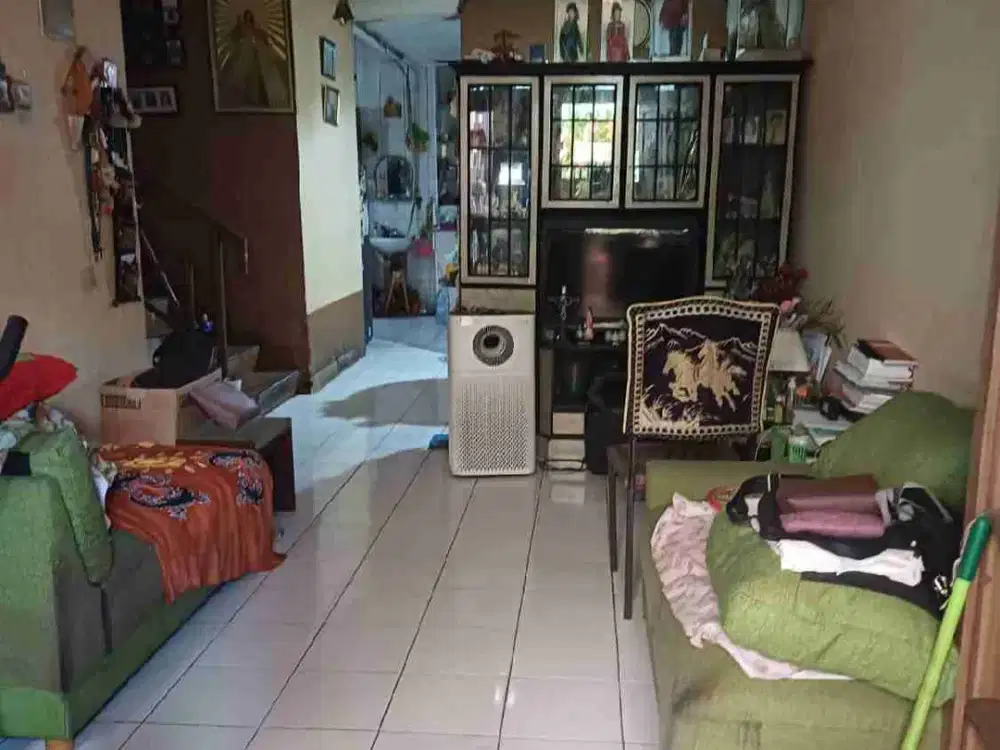 Dijual Rumah blok Favorit di Taman Palem Lestari