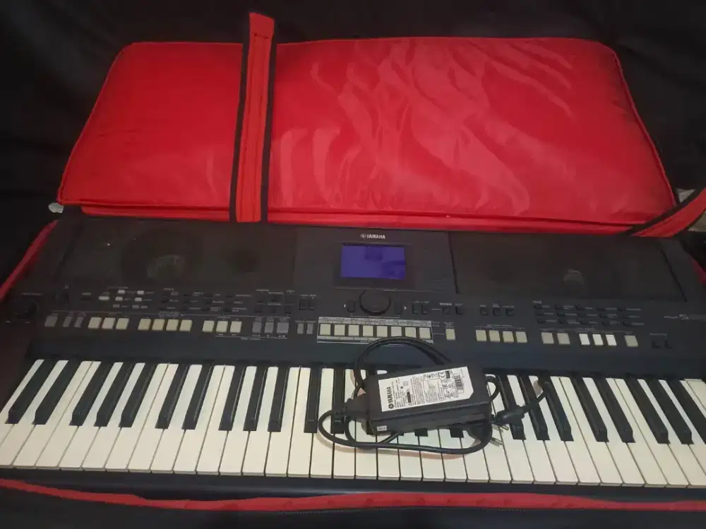 Yamaha psr S650 sampling ex rumahan mulus.