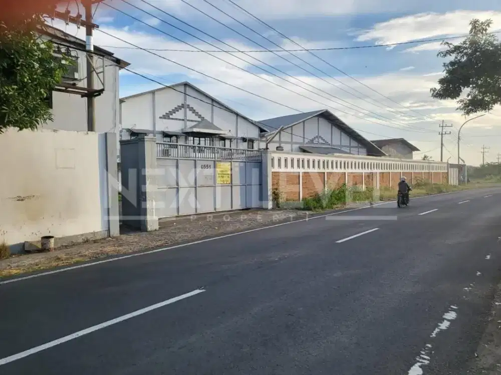 Dijual Ex Pabrik Mebel Cerme Gresik Strategis Siap Pakai