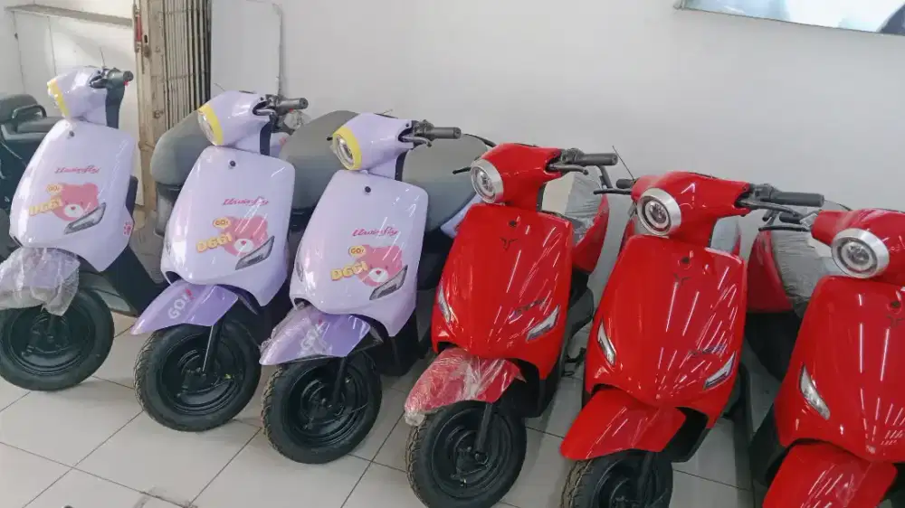 SEPEDA LISTRIK SIAP PAKAI, PRAKTIS HEMAT DAN MODERN