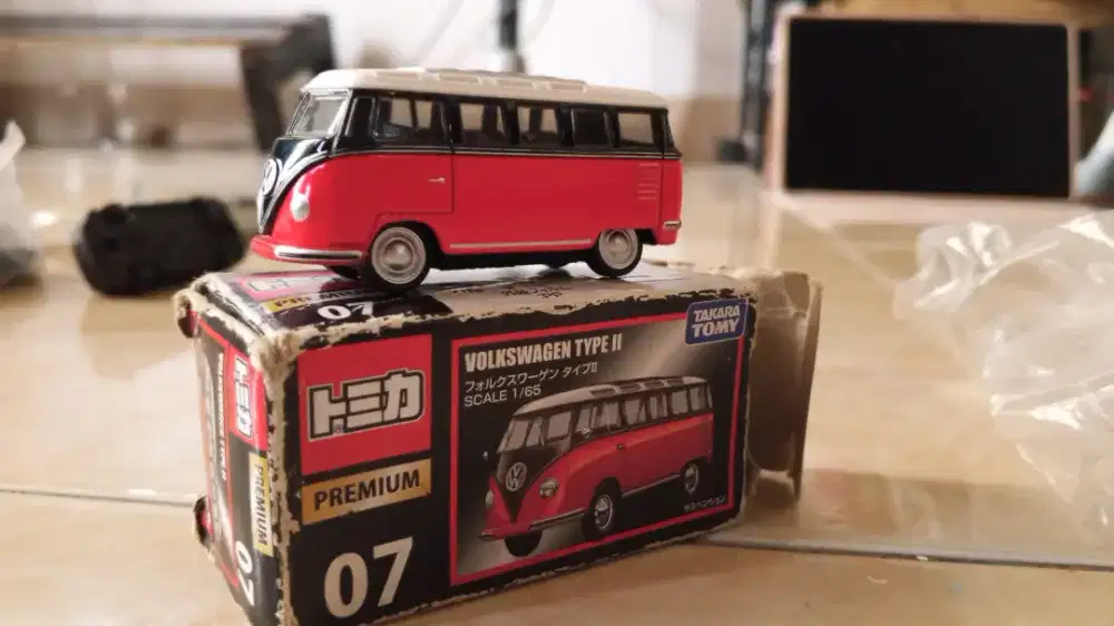 diecast takara tomy