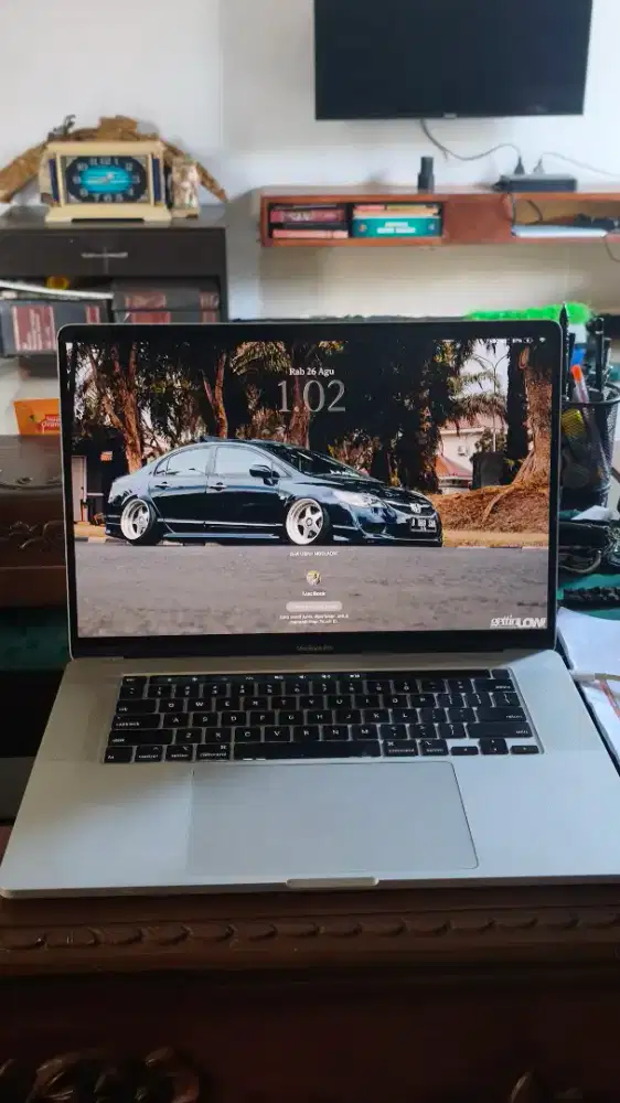 MacBook Pro 16 2019 i7 16GB 512GB - Battery Normal 86% - Mulus