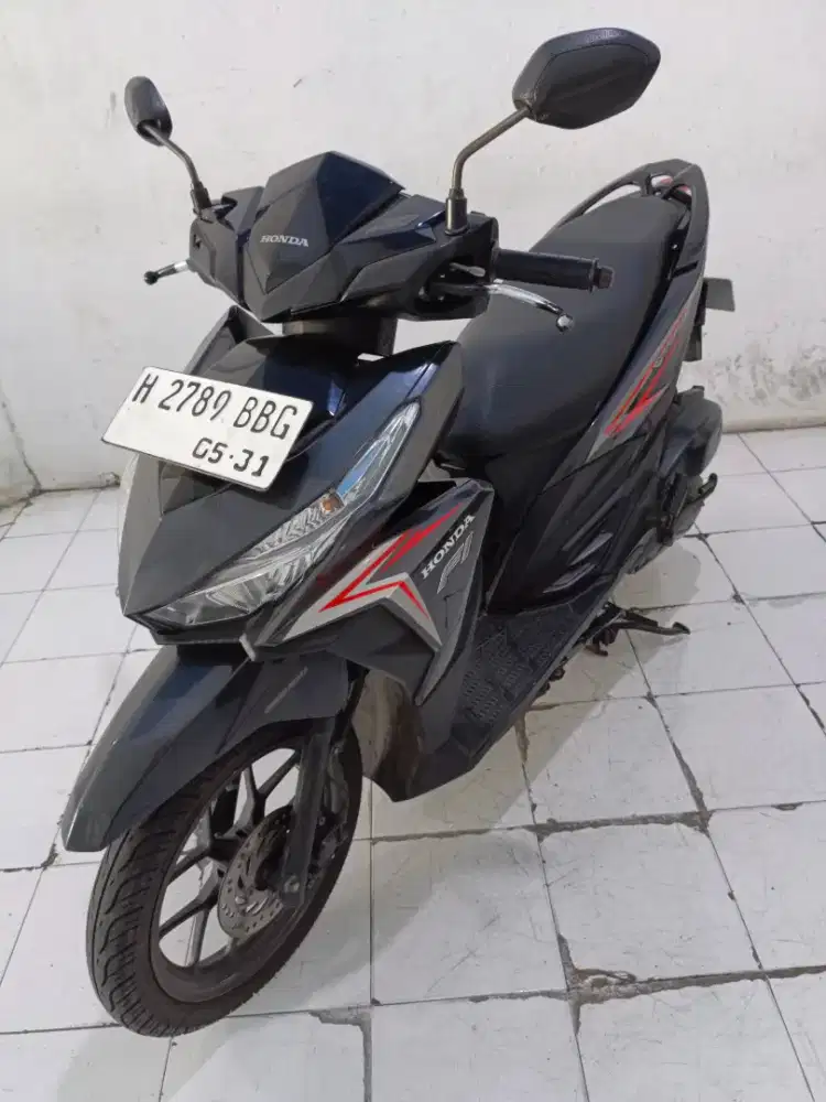 vario 125 led hitam 2016