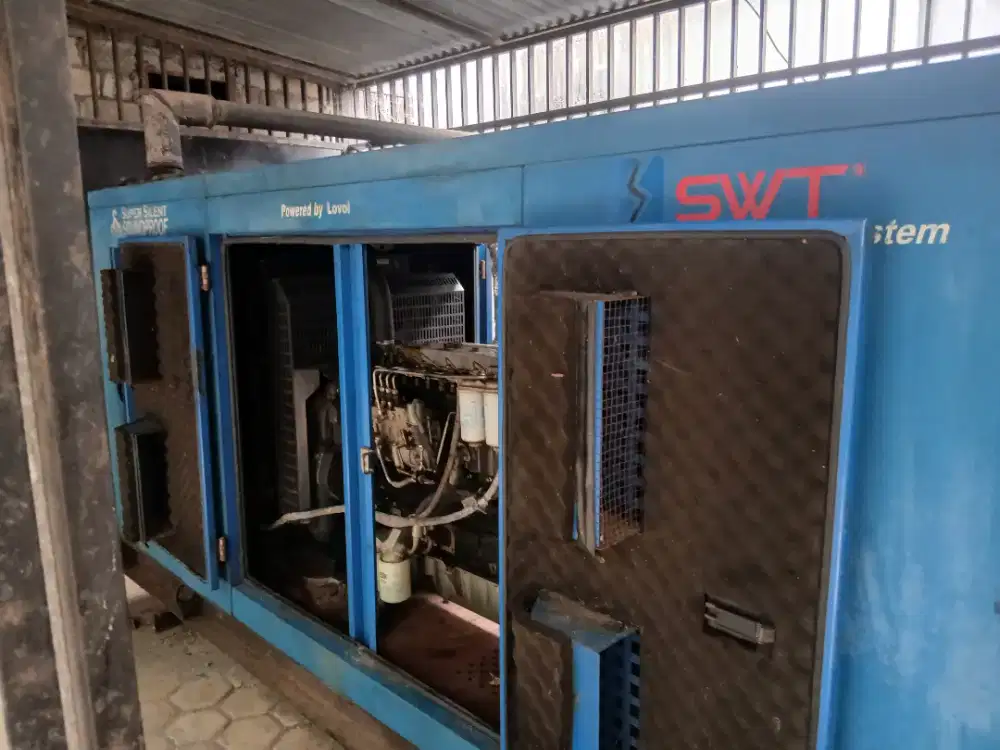 Jual genset silent 100 kva merk lovol