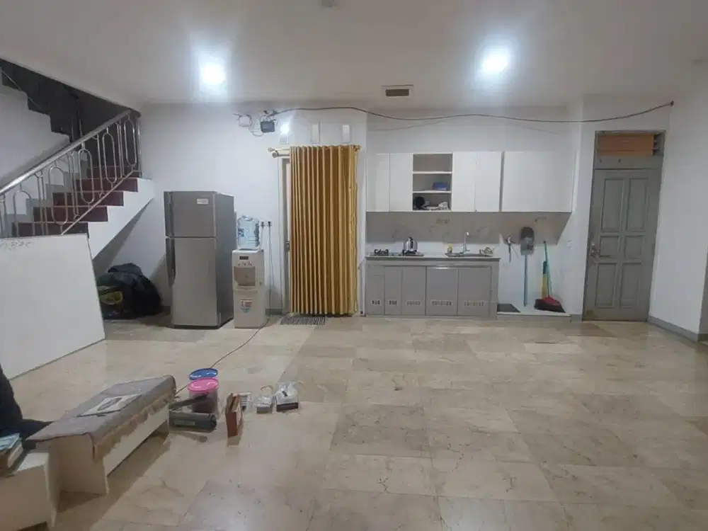 Dijual kos-kosan dan Tempat Usaha di Rawamangun