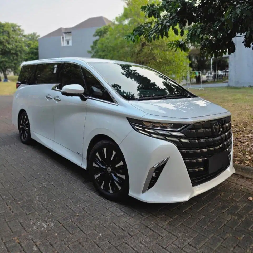 (CASH) Toyota Alphard Hybrid HEV 2024