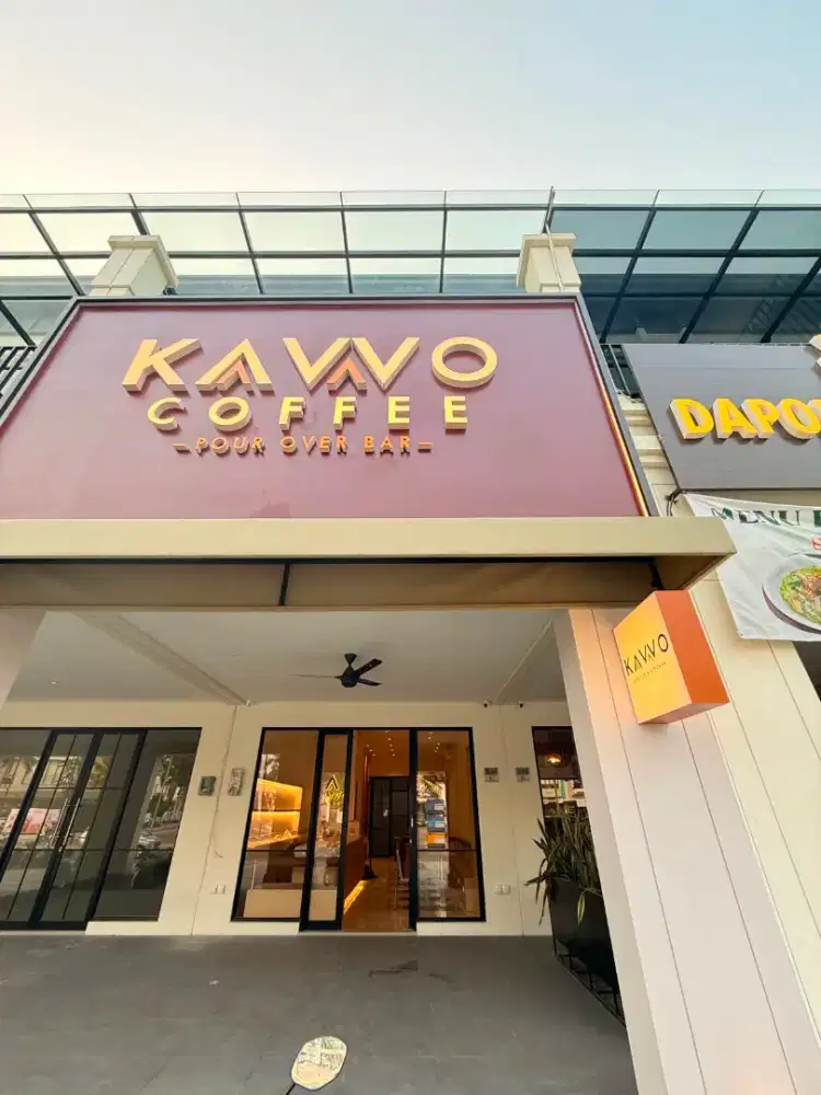 Dibutuhkan barista berpengalaman