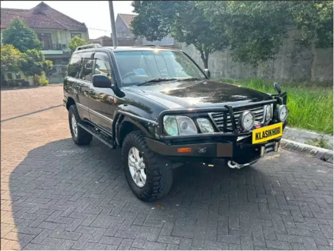 Toyota Land Cruiser Cygnus 2005 – Spec Overland, Siap Pakai