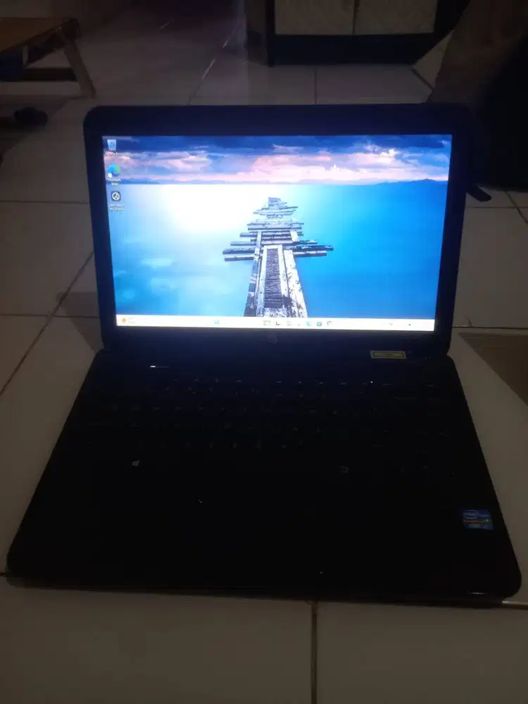 Dijual Laptop HP 1000