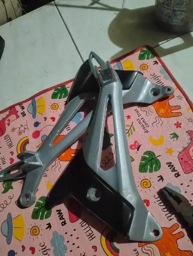 Fotstep Supra x 125