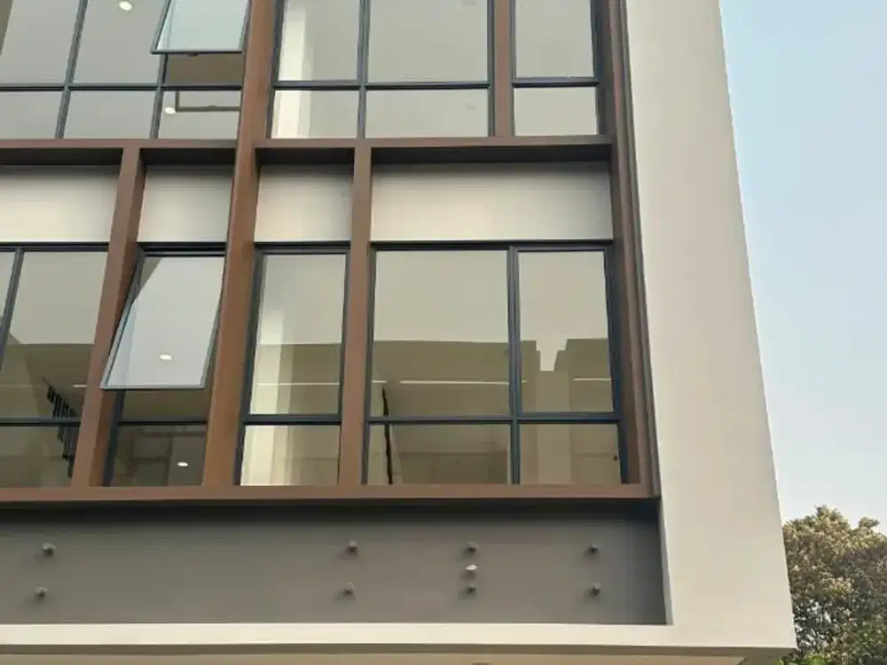 DISEWA RUKO WEST VILLAGE BSD CITY, PEREMPATAN GRANDLUCKY BSD