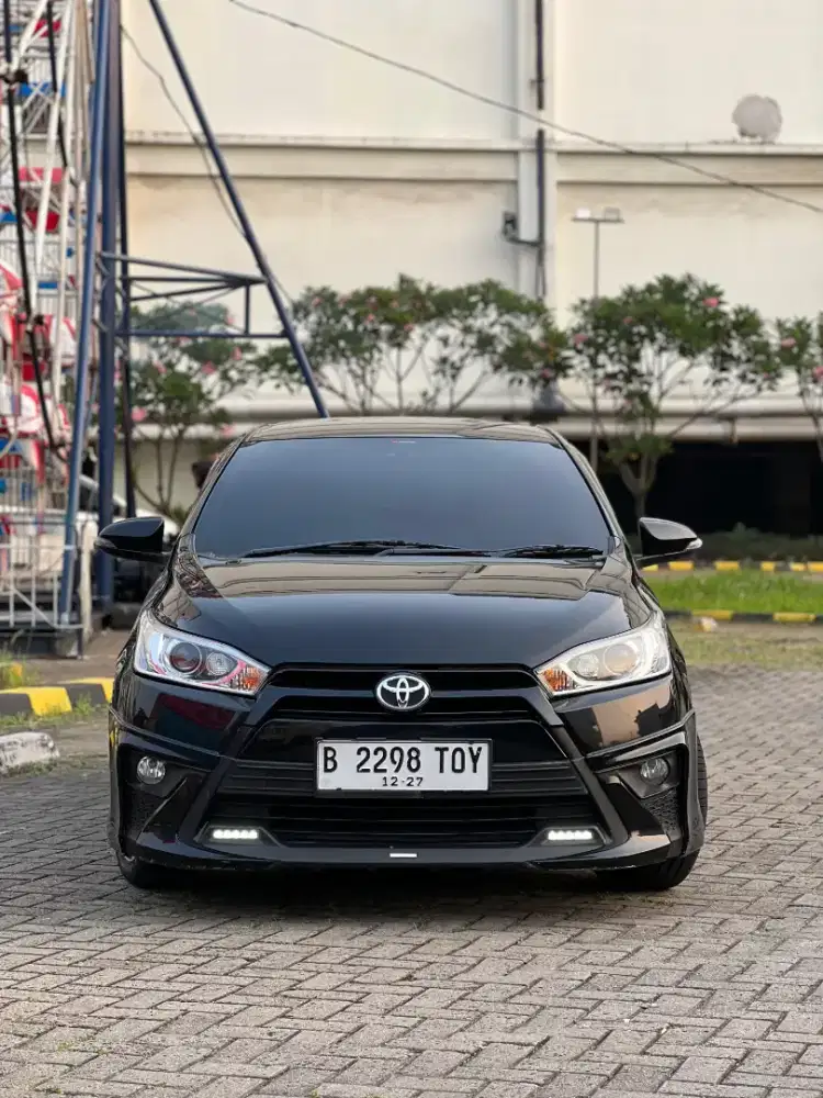 Toyota Yaris S TRD AT 2017 Hitam