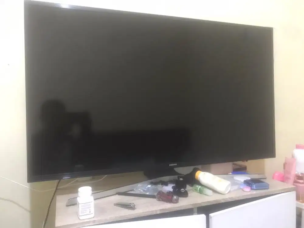 Samsung smart tv 43 inc 4 K