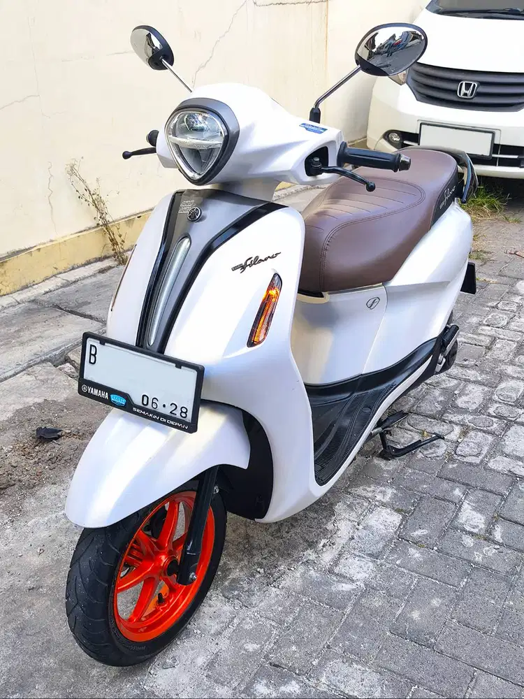 Yamaha Grand Filano Hybrid Connected 2023 Putih LOW KM PAJAK PANJANG