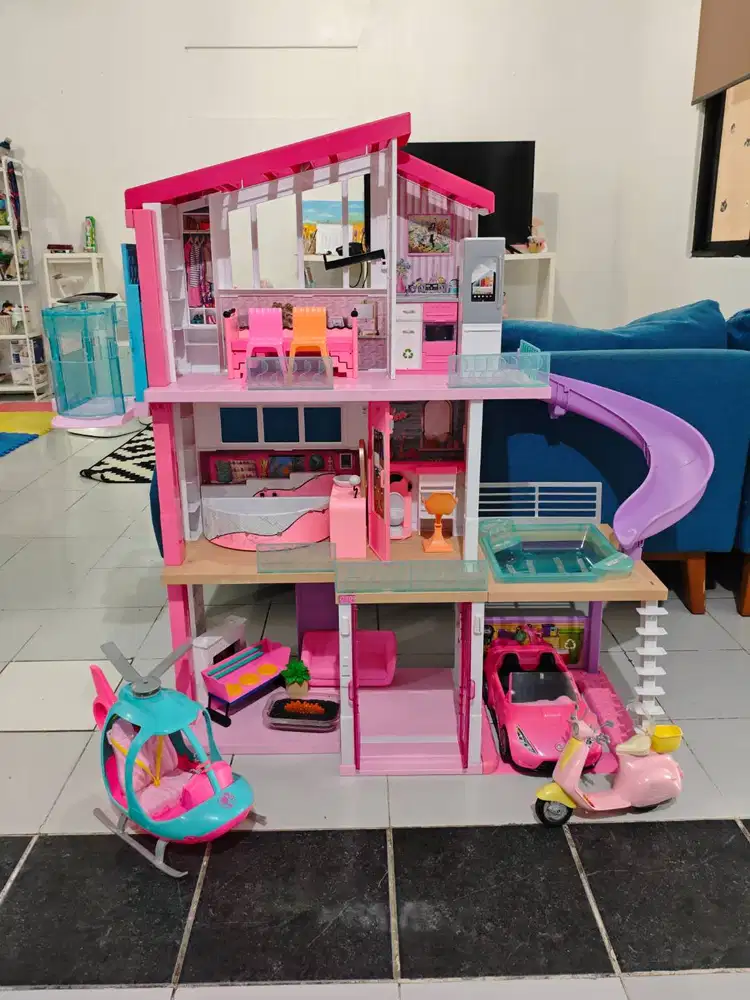 Rumah Barbie Mainan Anak Perempuan