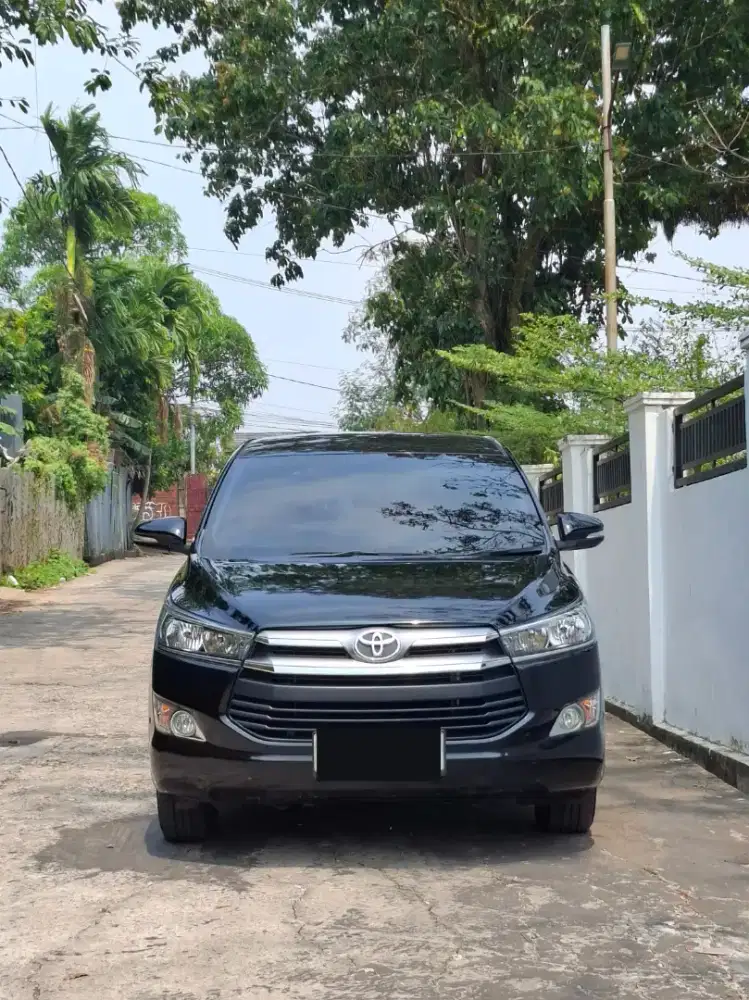 Innova reborn V bensin matic 2017