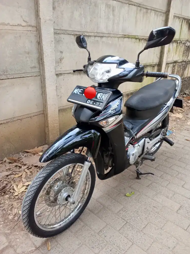 Supra x 125 Tahun Pembuatan 2006