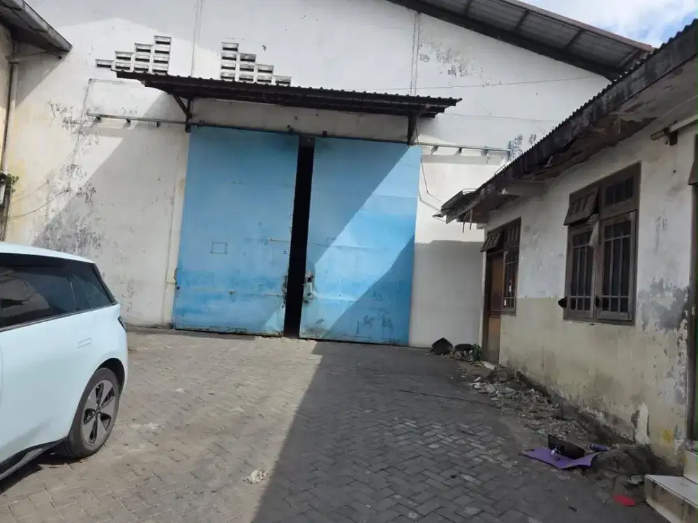Gudang Manukan Listrik 1200Watt || PDAM , Ada Kantor