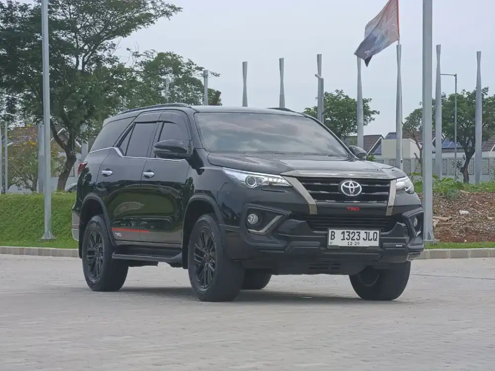 Toyota Fortuner VRZ TRD 2.4 Automatic 2020