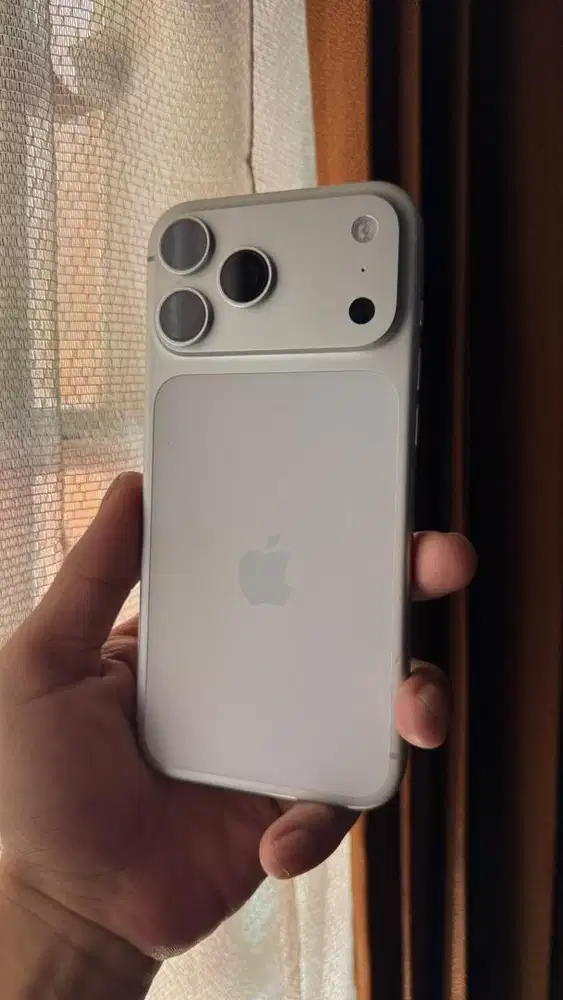 Iphone 17 Pro Max 256gb ibox garansi Juni2026