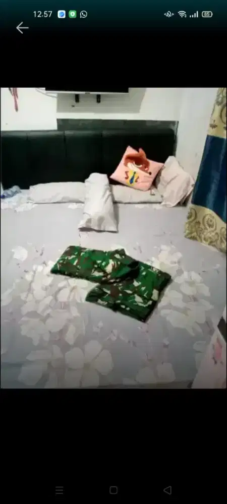 Di jual cepat  1 set springbed merk bigland
