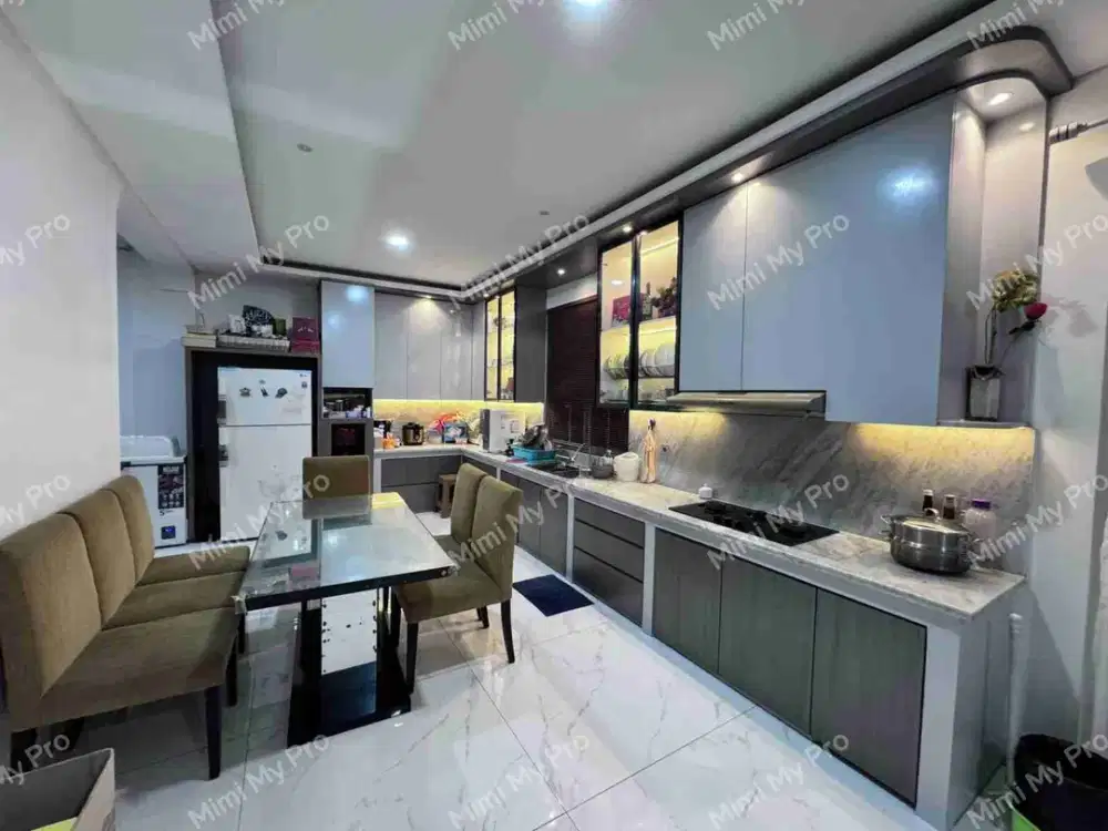 Dijual Rumah Cantik Siap Huni di Golf Lake Residence
