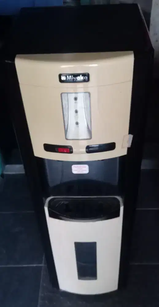 Dispenser Miyako