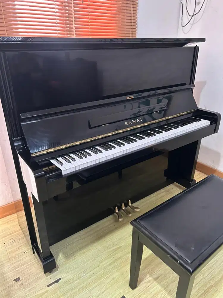 Piano Kawai type BL-51