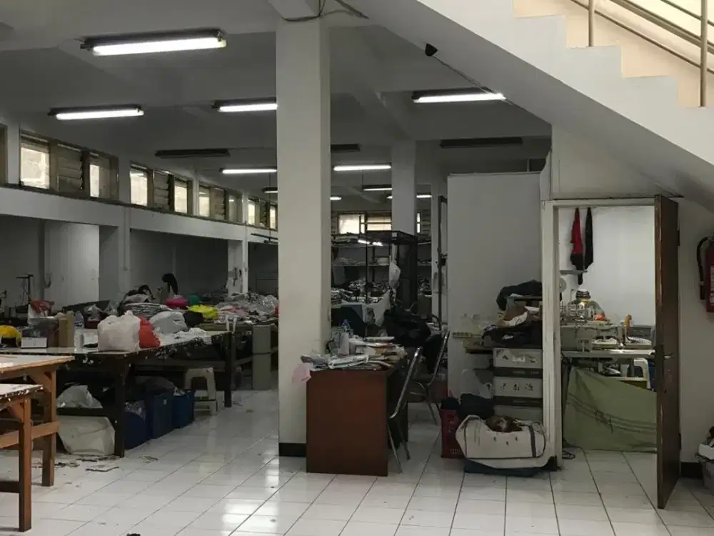 Kantor dan Gudang Strategis di Jalan peta Bandung