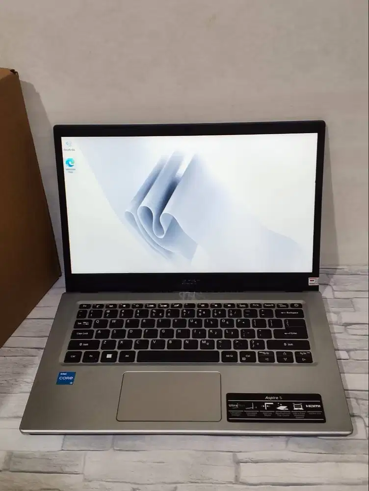 Acer Aspire 5 A514 54 Core i3-1115G7 Ram 4Gb SSD 512Gb Layar 14 FullHD