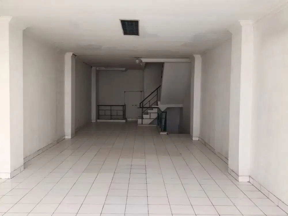 Disewakan Ruko Mutiara Taman Palem